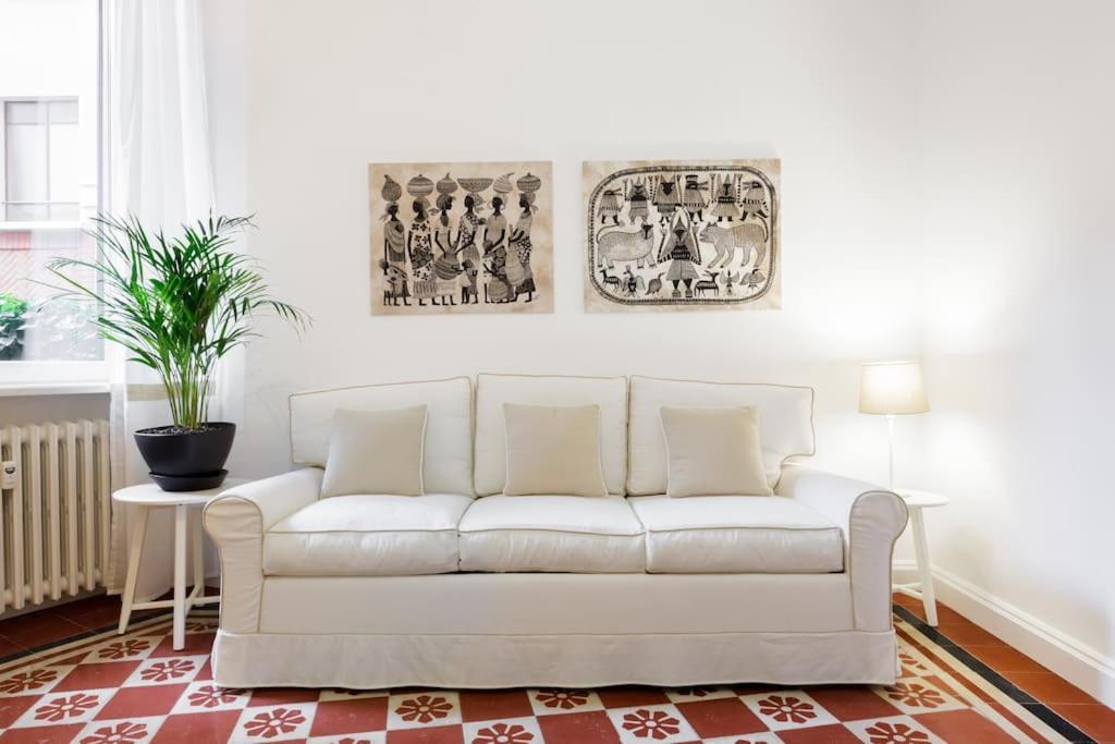 New Design Apartment Milan Luaran gambar