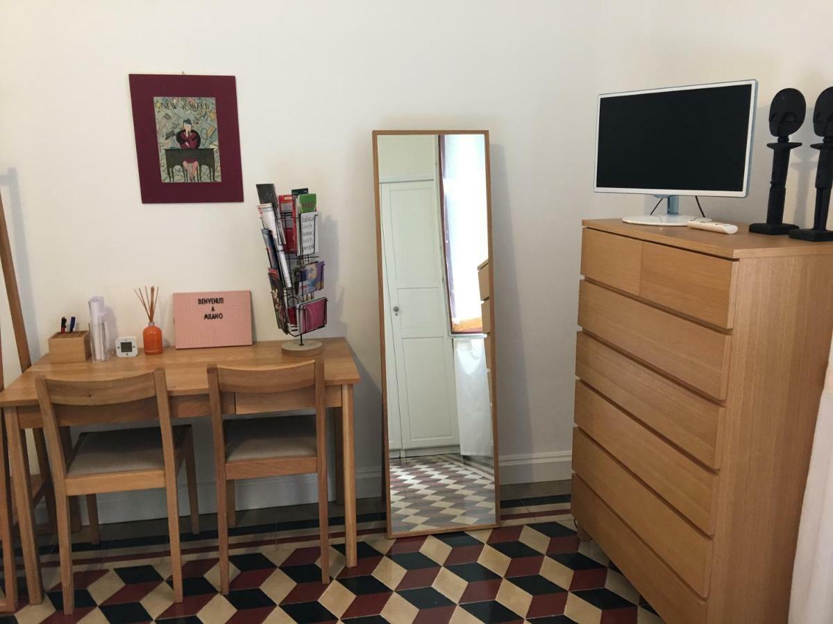 New Design Apartment Milan Luaran gambar